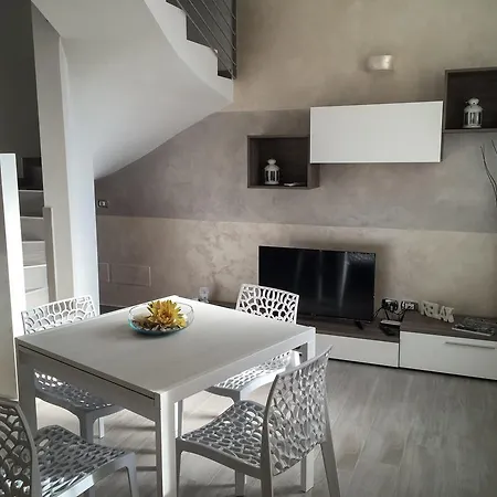 Lm House 01 Apartment Lonato Exterior photo