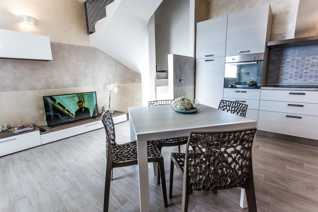 Apartment Lm House 01